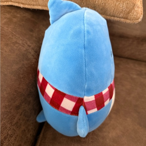 Squishmallows REY THE SHARK blue with scarf Plush 11” stuffed animal - Picture 3 of 6